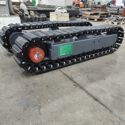 Chassis de aço com trilhos para carregadores de 200 kg na fábrica