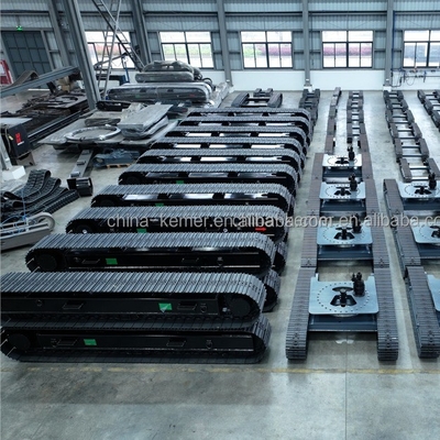 Chassis de subcarro de pista para mineração triturador móvel em oficinas de reparação de máquinas