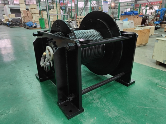 Guincho hidráulico para rebocadores, tractores, âncoras e escavadeiras, motor