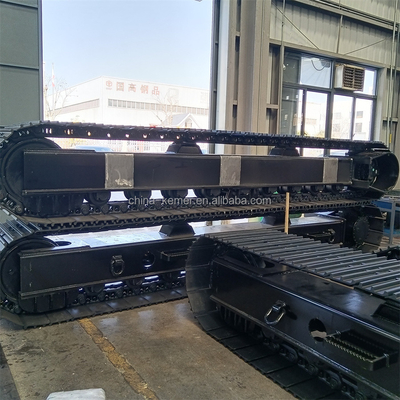 Chassi de 6 toneladas de trilho de aço para escavadeira KRT1500 em plataforma de desmontagem de minas